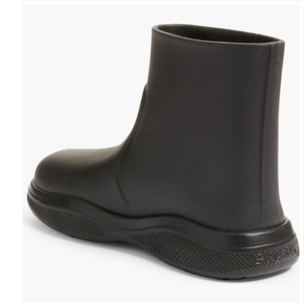 NIB $750 Prada Soft Black (Nero) Rain Boot in size 9 US / 39 EU! - Picture 3 of 6